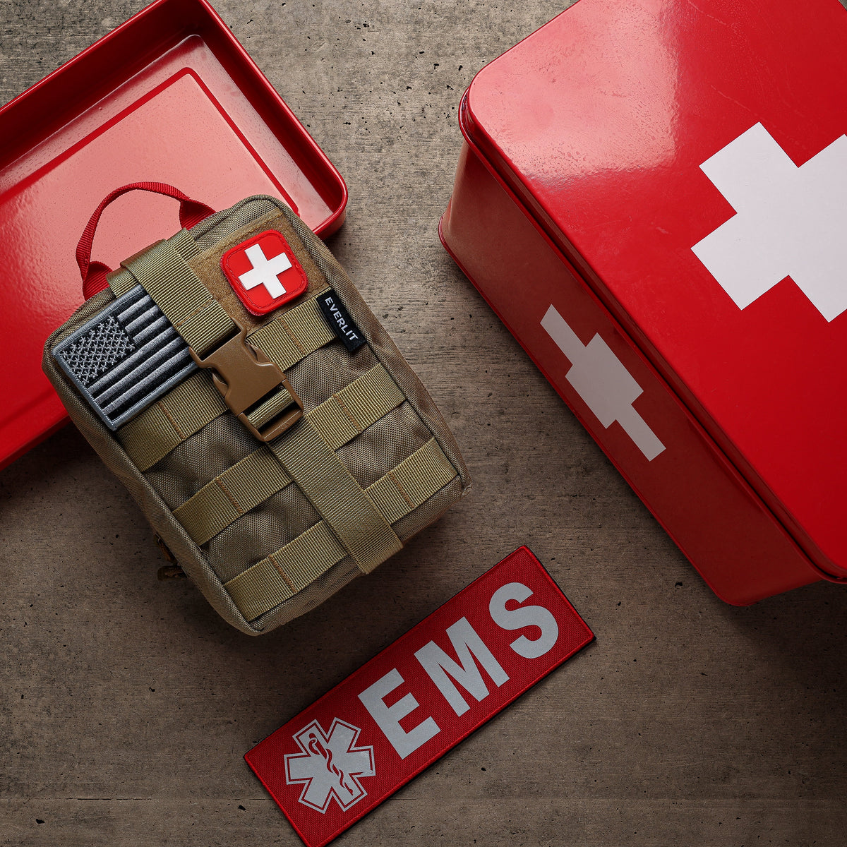 ESSENTIAL SURVIVAL FIRST AID KIT