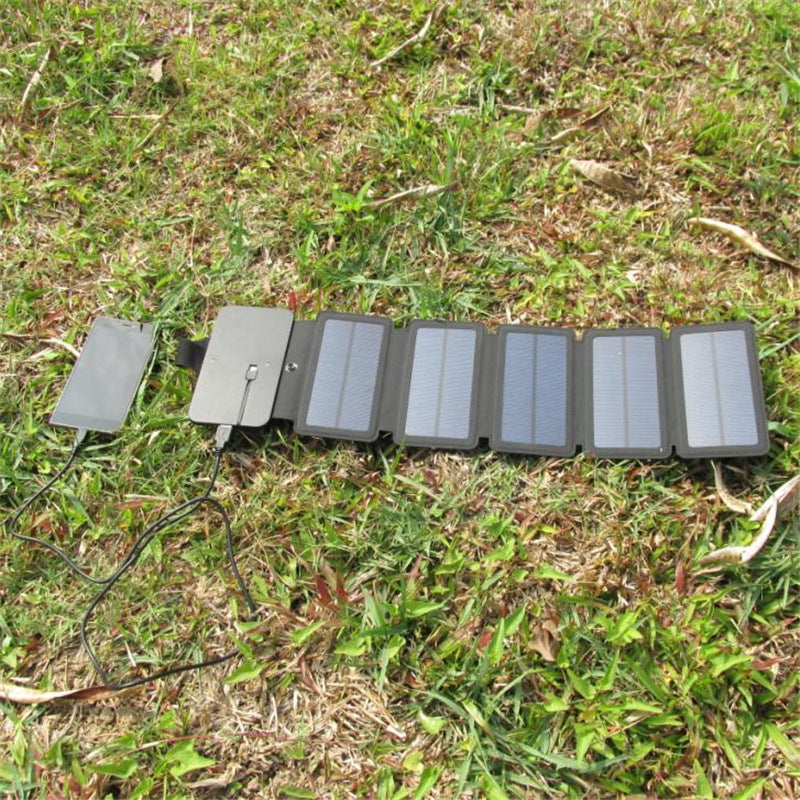 Foldable USB Solar Charger – 7.2W / 9W