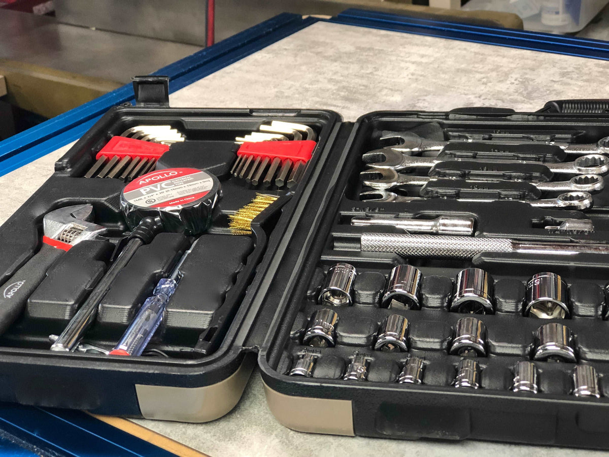 101-Piece SAE & Metric Mechanic Tool Set – DT0006