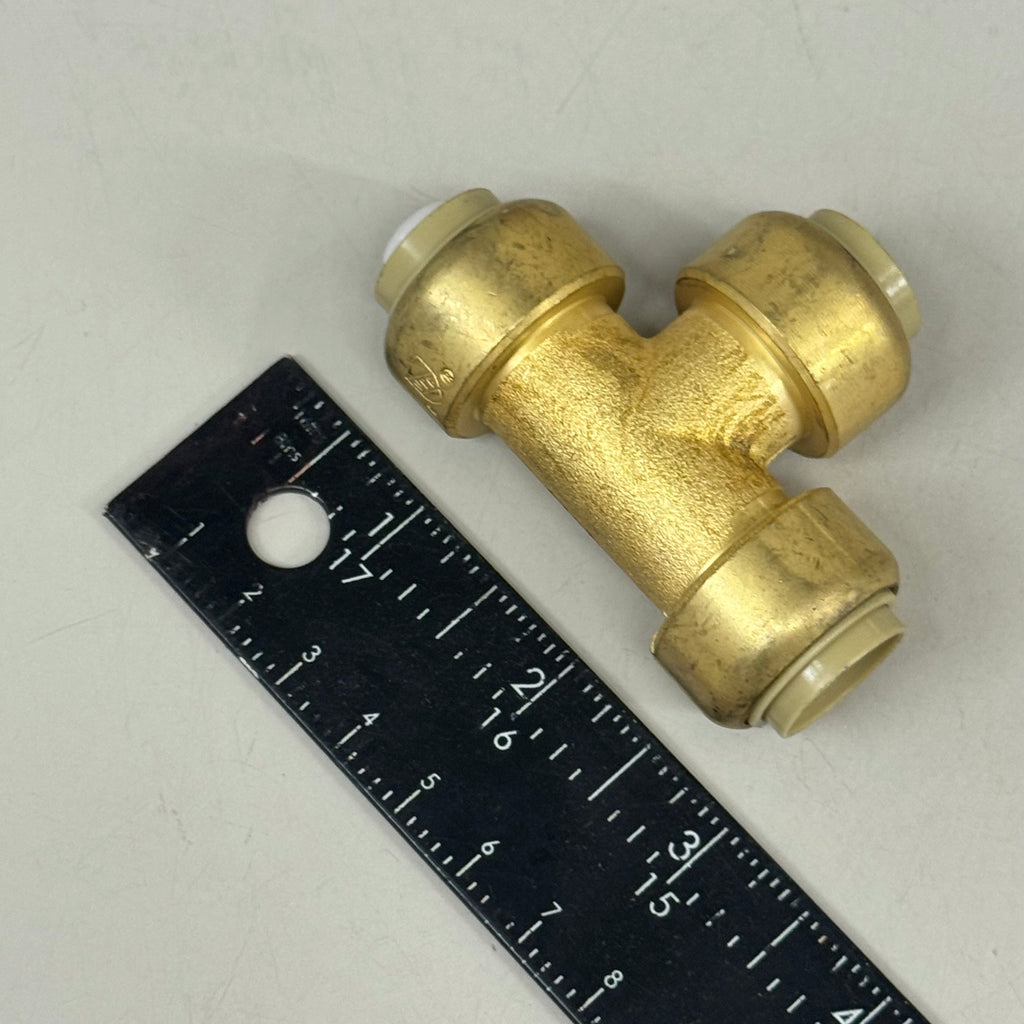 Jones Stephens 1/2-Inch Brass Push-Fit Tee — C77440LF