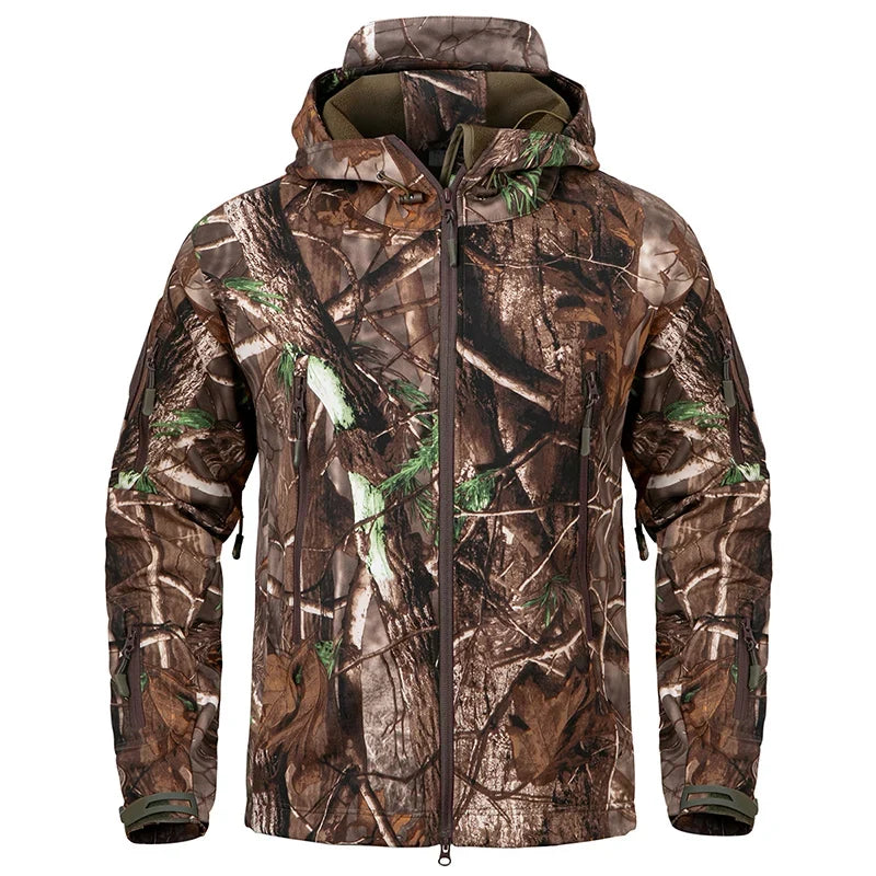 Men's Camouflage Fleece-Lined Tactical Softshell Jacket
